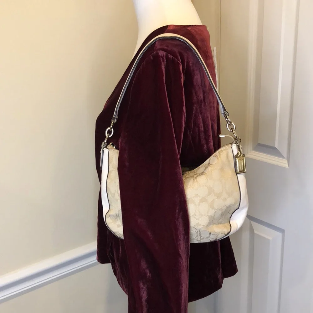 COACH Laurel Ivory Signature C Jacquard Top Zipper Leather Trim Hobo